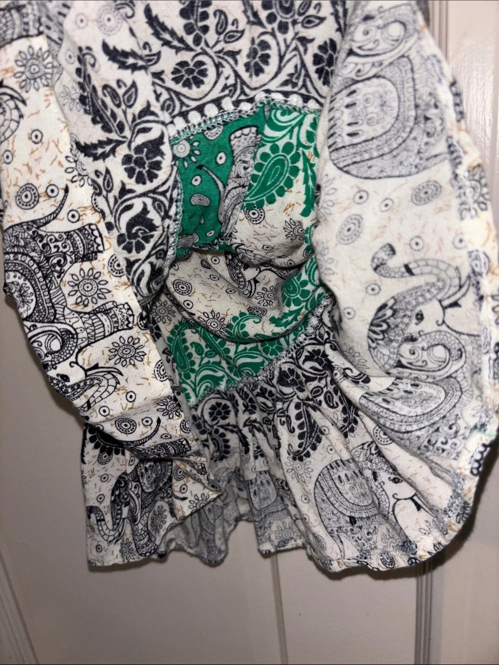 Thailand top and bottom Elephant Print Flounce Tank Top - Green / Black / White